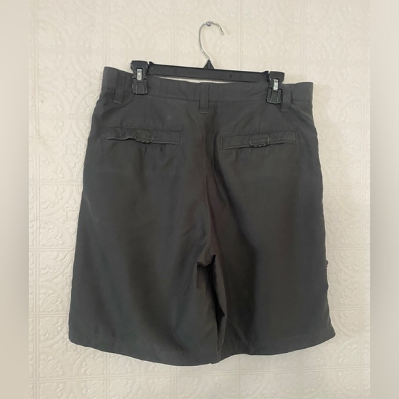 Columbia Sports | Shorts | Size 32| 19.5 inches - Picture 2 of 4